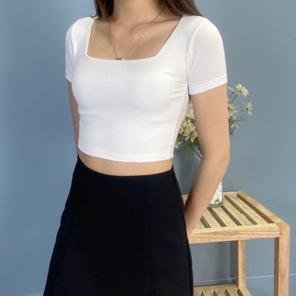 Áo thun croptop nữ EMIX (2 màu), dài 40cm, ngắn tay, cổ vuông, ôm eo, chất díp co giãn, mềm mát, tôn dáng A205 - Ảnh 9