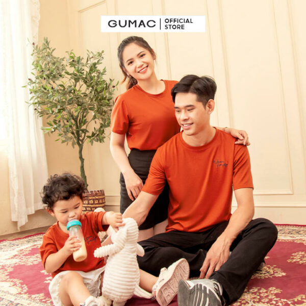 Áo thun nữ thời trang GUMAC thêu chữ ngực trái mẫu mới ATC01019