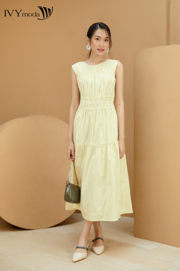 Đầm thô chần chun nhúm dáng tiểu thư IVY moda MS 40B8638