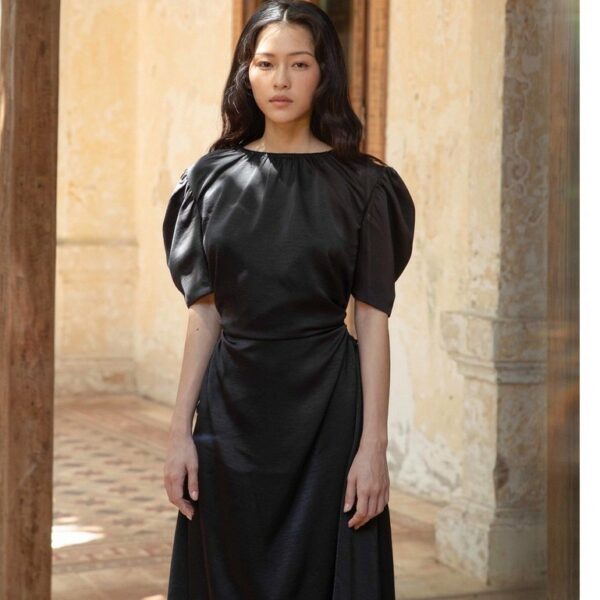 DOTTIE PREMIUM - Đầm Satin Dress With Cut Out At Waist D0195