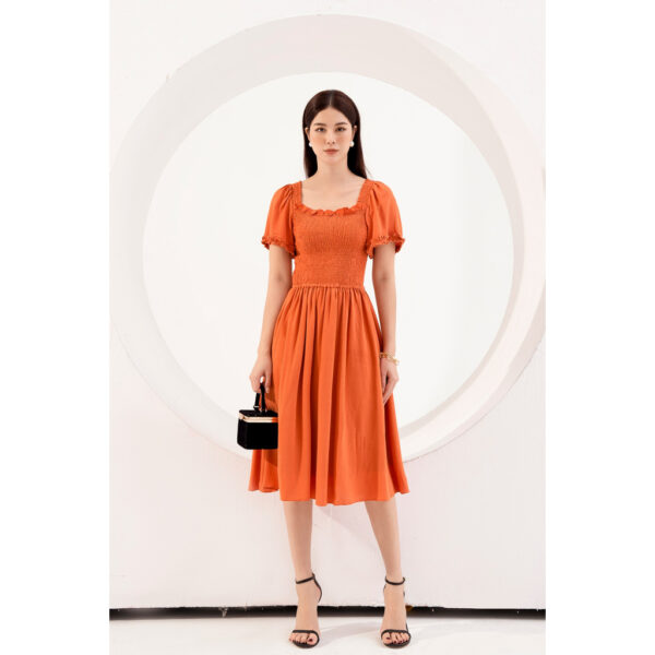 Eva De Eva Đầm tay ngắn dáng thắt eo 21SDKE089C