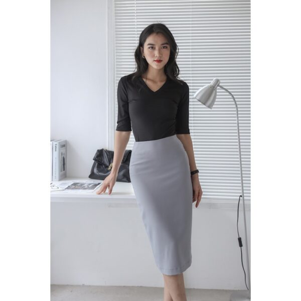 [Mã BMBAU50 giảm 7% tối đa 50K đơn 99K] De Leah - Chân Váy Bút Chì Xẻ Sau - Thời trang thiết kế - Hình ảnh 7