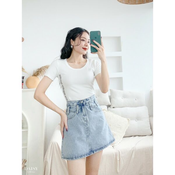 [Mã SKAMLTSM9 giảm 10% đơn 99K] 322097 - Chân váy jean chữ A đỉa lệch Daisy - Hình ảnh 5