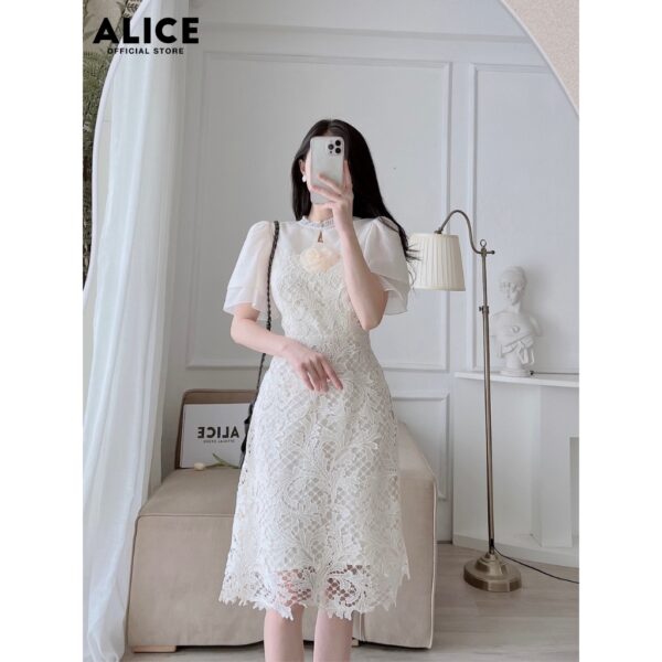 Váy Ren Kem Tiểu Thư ALICE Chất Vải Ren Hàn Lót Lụa Cao Cấp Váy Dáng Suông Chiết Eo Kèm Hoa Đính Ngực Thanh Lịch V783 - Hình ảnh 6