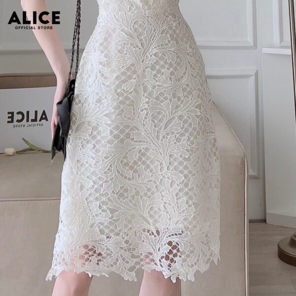 Váy Ren Kem Tiểu Thư ALICE Chất Vải Ren Hàn Lót Lụa Cao Cấp Váy Dáng Suông Chiết Eo Kèm Hoa Đính Ngực Thanh Lịch V783 - Hình ảnh 8