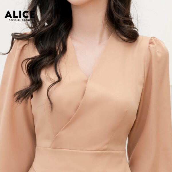 Váy Xếp Ly Dài Tay ALICE Chất Vải Trượt Nhật Mềm Mịn Thiết Kế Cổ V Dập Li Sang Trọng V740 - Hình ảnh 6