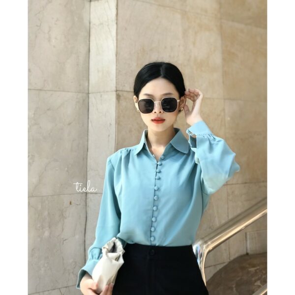 Áo sơ mi công sở nữ đẹp kiểu Hàn Quốc Form rộng tay dài nút vải chất lụa cao cấp màu TRẮNG HỒNG XANH BE - TIELA - Hình ảnh 3