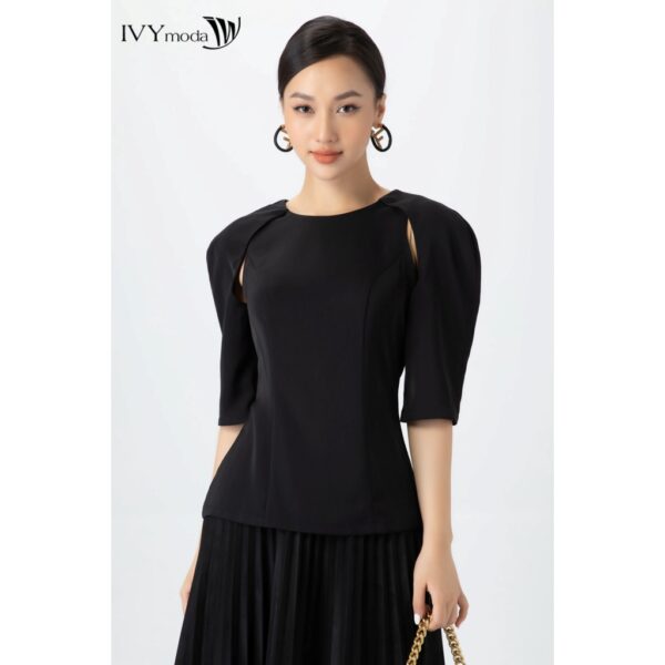 Áo tay lỡ cut-out nữ IVY moda MS 16M6922 - Hình ảnh 4