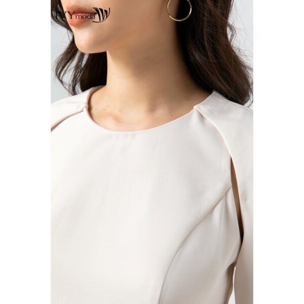 Áo tay lỡ cut-out nữ IVY moda MS 16M6922 - Hình ảnh 6
