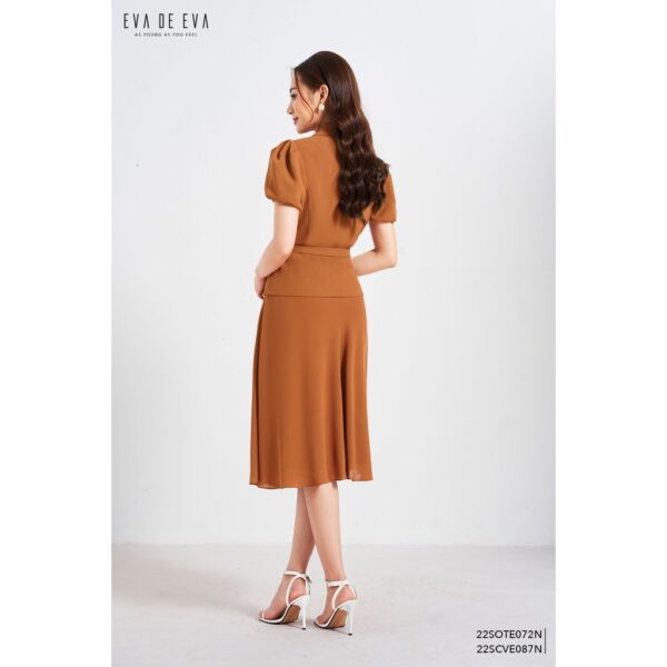 Áo vest nữ công sở tay ngắn Eva de Eva 22SOTE072N - Hình ảnh 4