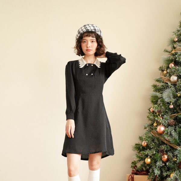 BLEUBIRD Váy dáng A tơ nhũ đen phối cố ren NOIR DRESS - Hình ảnh 2