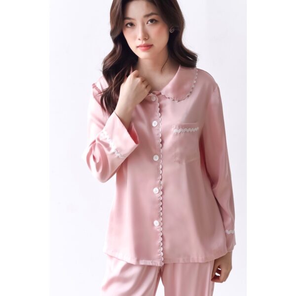 Đồ Bộ Pijama Nữ 𝐋𝐈𝐋𝐀𝐒 𝐁𝐋𝐀𝐍𝐂 Chất Liệu Lụa Cao Cấp Mềm Mại | Kiểu Dáng Dài Tay, Quần Dài | Màu Hồng Baby - Hình ảnh 5