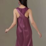 Đầm lụa dài cách điệu thân sau Mauve Twist dress