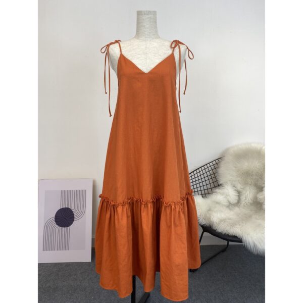 Đầm nữ MARC FASHION linen midi 2 dây xẻ V CBLH0492 - Hình ảnh 3