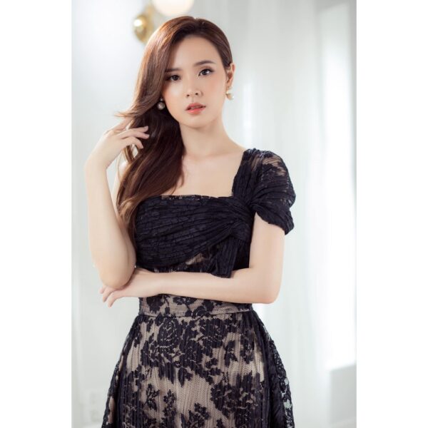 Đầm ren lệch vai có dây nữ lalla - Hình ảnh 3