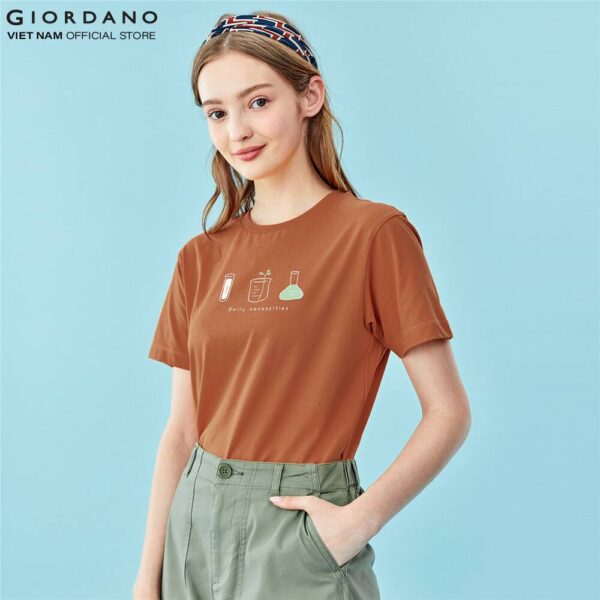 [MEMBER GIFT] Áo Thun Ngắn Tay Cổ Tròn In Hình Nữ Giordano Màu Nâu Size M 053912107202