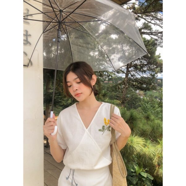 TIELA Áo thêu hoa trên ngực - Hình ảnh 5