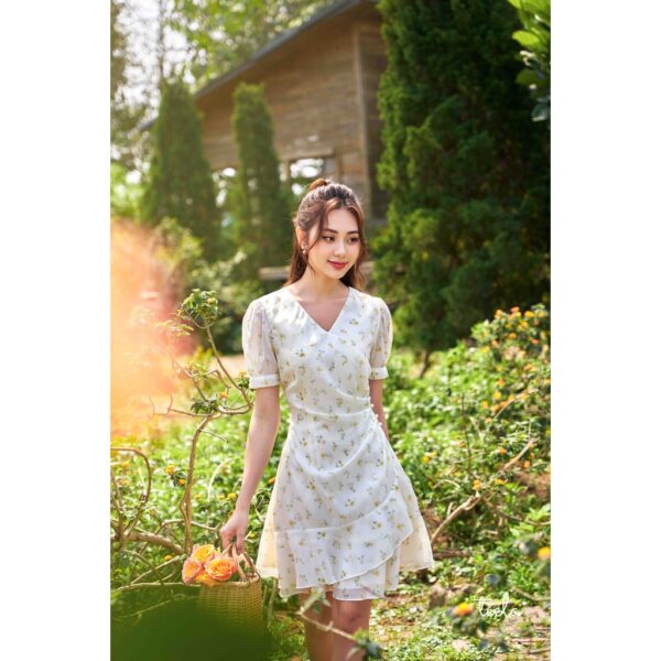 TIELA Đầm váy hoa xếp eo đính ngọc - Kate Dress