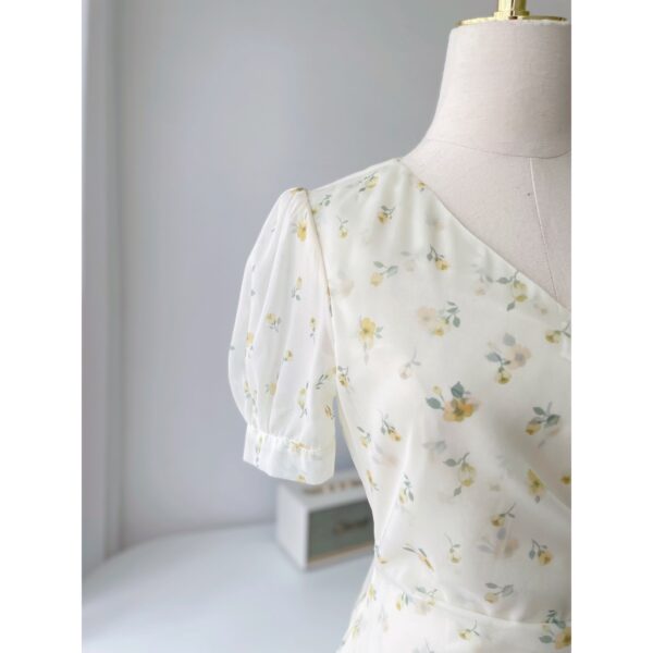 TIELA Đầm váy hoa xếp eo đính ngọc - Kate Dress - Ảnh 8