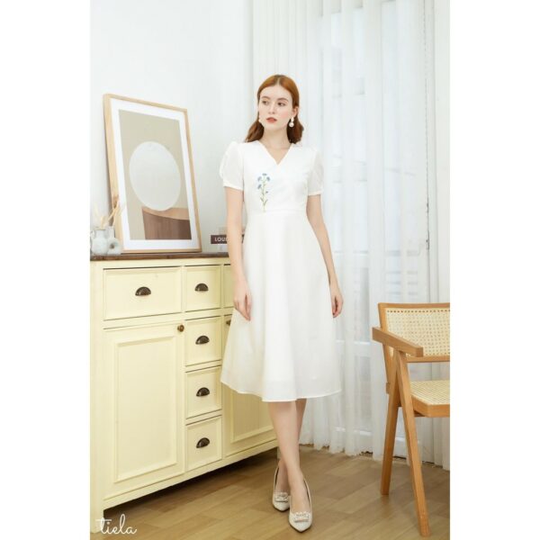 TIELA Đầm váy thêu hoa vạt chéo - Stella Dress - Hình ảnh 2