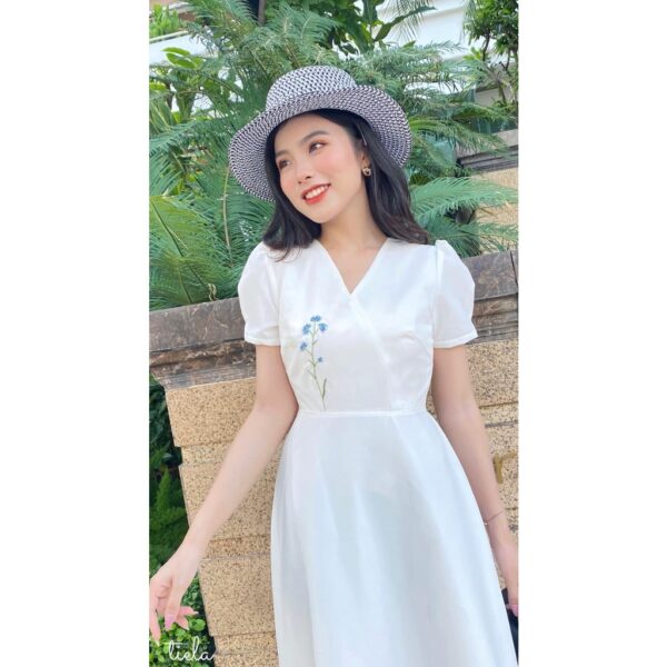 TIELA Đầm váy thêu hoa vạt chéo - Stella Dress - Hình ảnh 8