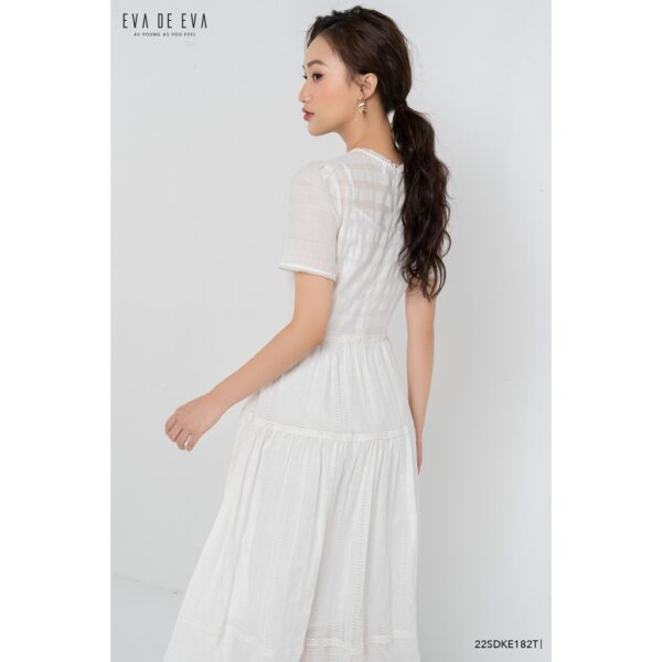 Đầm tay ngắn cổ tròn dáng dài Eva de Eva 22SDKE182T - Hình ảnh 5