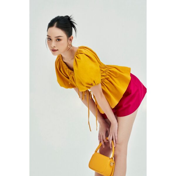 MOLLYNISTA - Áo Dara tay phồng rút nhúm chun eo freesize quyến rũ nữ tính thiết kế cao cấp đi chơi đi tiệc gợi cảm - Ảnh 7