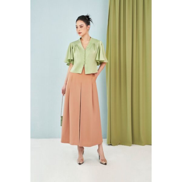 MOLLYNISTA - Áo Vivian lụa tay loa nút bọc quyến rũ nữ tính thiết kế cao cấp đi chơi đi tiệc gợi cảm - Hình ảnh 7
