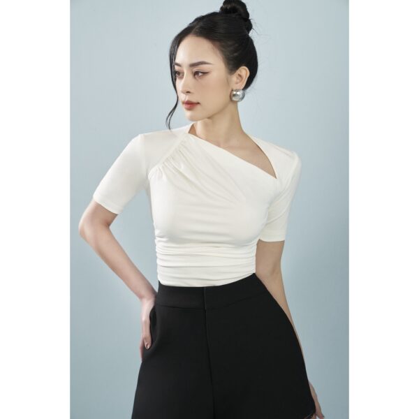 MOLLYNISTA - Áo Yany khoét cổ thun mịn cao cấp nhún cổ chéo quyến rũ nữ tính thiết kế cao cấp đi chơi đi tiệc gợi cảm - Hình ảnh 5