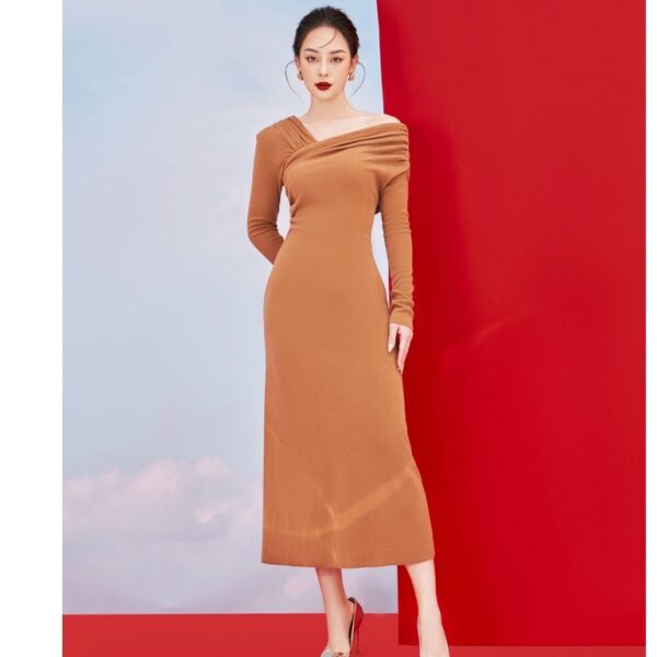 MOLLYNISTA - Đầm Mia thun tay dài lệch vai quyến rũ nữ tính thiết kế cao cấp đi chơi đi tiệc gợi cảm - Ảnh 3