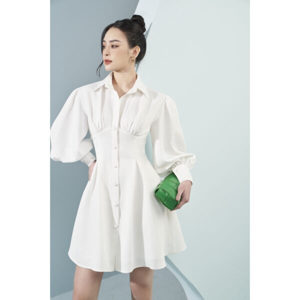 MOLLYNISTA - Đầm Sonia trắng sơ mi tay dài cài nút quyến rũ nữ tính thiết kế cao cấp đi chơi đi tiệc gợi cảm - Hình ảnh 3