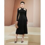 MOLLYNISTA – Váy Zina đen dập ly cua tròn quyến rũ nữ tính thiết kế cao cấp đi chơi đi tiệc gợi cảm