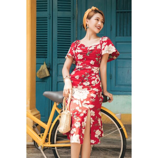 Váy cổ vuông xẻ bên hoa đỏ PH 652519 HER - Hình ảnh 2