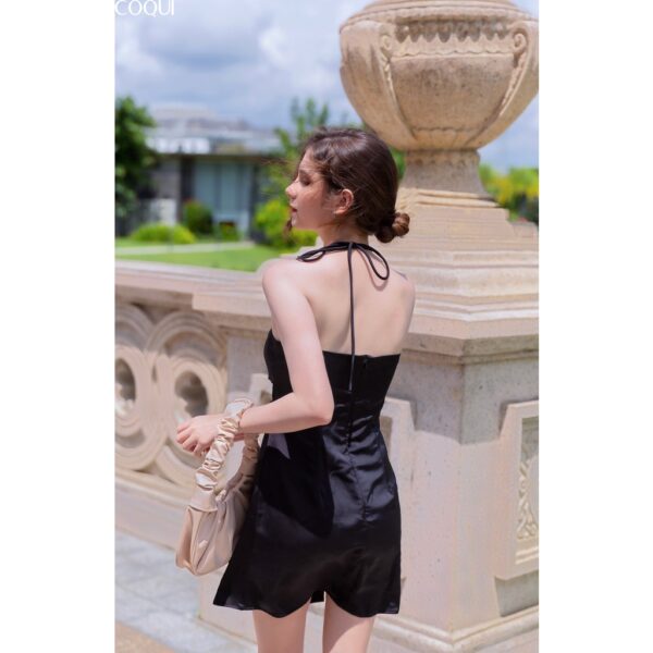 Váy lụa đen cột dây - COQUI Black Swan dress - Ảnh 5