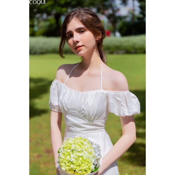 Váy trắng trễ vai cột dây - COQUI White Tea dress - Ảnh 4