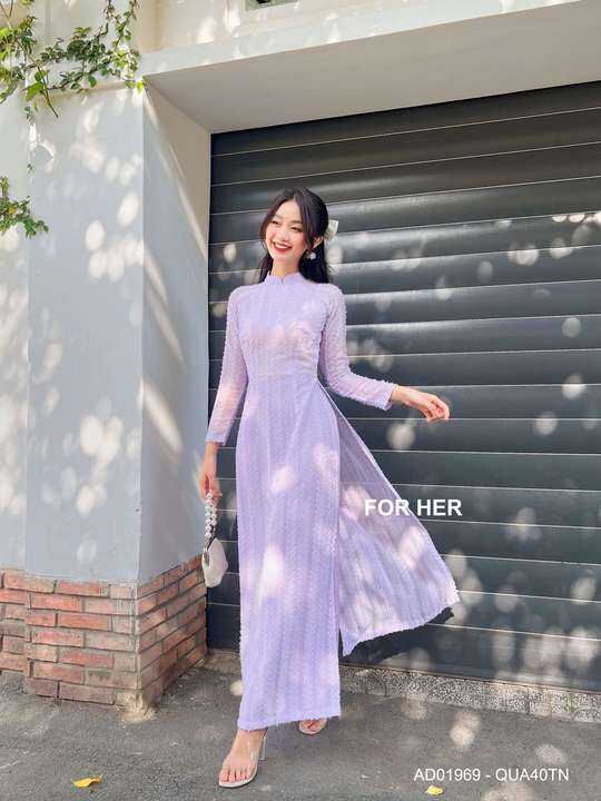 Trương Quỳnh Anh Phương Nga quyến rũ diện váy pastel mùa hè