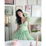 Đầm cut out hoạ tiết hoa tay phồng màu xanh ONONMADE Eden Dress