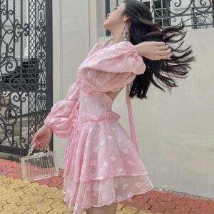 Đầm nữ tay dài hở lưng dáng xòe ONONMADE Bubble Gum Dazzling Mini Dress