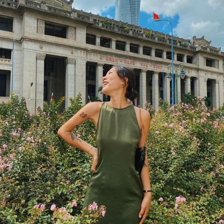 ĐẦM SUÔNG NGẮN FLANH CHIMI DRESS