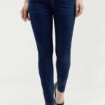 Quần jeans nữ dáng skinny FWJN21FH21C