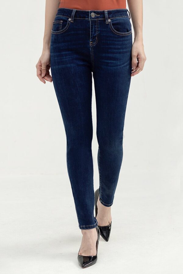 Quần jeans nữ dáng skinny FWJN21FH21C