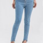 Quần jeans nữ dáng skinny lệch lai FWJN22SS09C