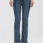 Quần jeans nữ ống loe lệch lai FWJN22SS05L