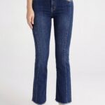 Quần jeans nữ ống loe tua rua gấu FWJN21FH25L