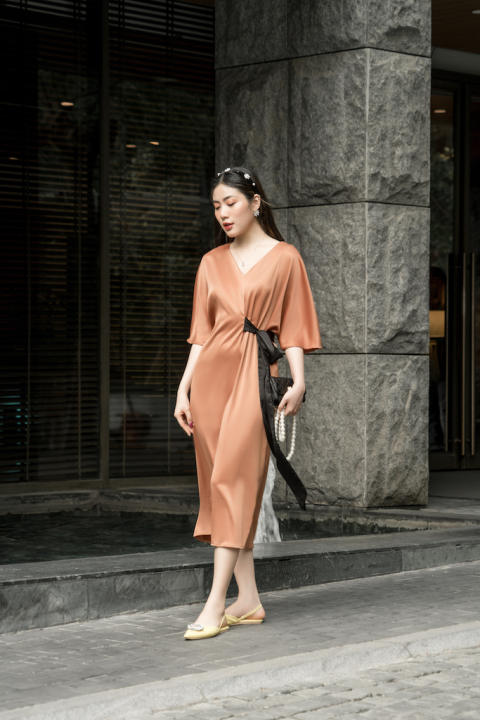 RẬP – Đầm Cam Cổ Tim Nơ Dài – GRACE 05 CAM – FREESIZE