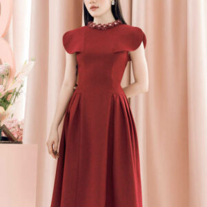 RẬP - Đầm Đỏ Xòe Tay Cánh Lỡ Đính Hoa Cổ - JANIE 09