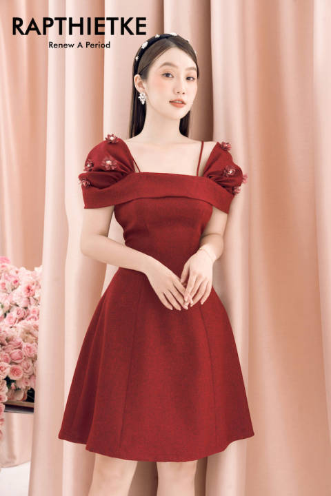 RẬP – Đầm Đỏ Xòe Tay Ngang Đính Hoa – JANIE 12