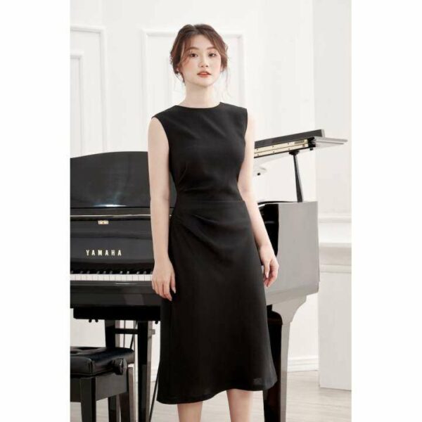 RẬP - Đầm Đen Cổ Tròn Không Tay Nhún Eo - CHRISTMAS 02