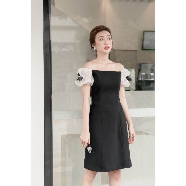 RẬP – Đầm Đen Suông Tay Ren Bướm Đính Ruy Băng – R 01