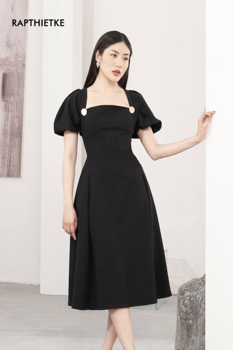 RẬP – Đầm Đen Tay Phồng Cổ Vuông Thân Xòe – LUCIE 09